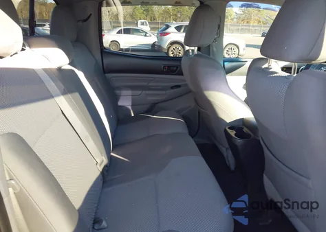 2012 Toyota Tacoma Prerunner V6 z USA, uszkodzony, nr VIN 5TFJU4GN7CX018492